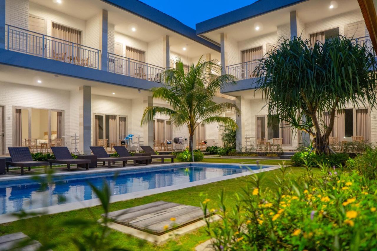 Berawa Dini Guesthouse Canggu Екстериор снимка